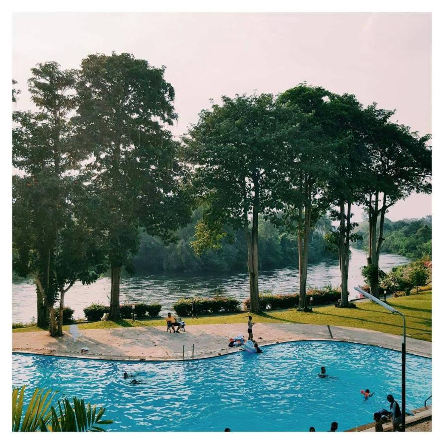 Aekpailin River Kwai Resort Kanchanaburi Exterior foto